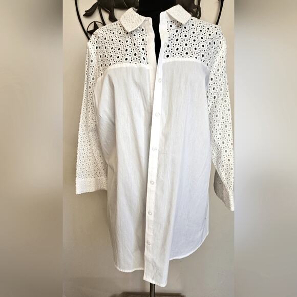 Zac & Rachel White Eyelet Button-Up Blouse Shirt NWOT - Picture 1 of 9